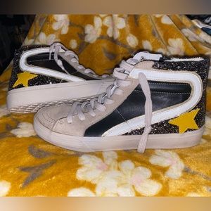 ShuShop High Top Sneakers